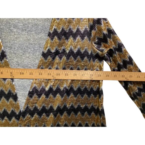 LuLaRoe Sarah duster cardigan gold, silver, and black chevron pattern size S - Picture 5 of 7